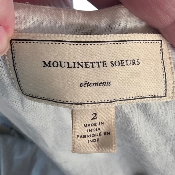 Anthropologie Moulinette Soeurs White Tank with Blue Floral Embroidery Size 2 - Picture 3 of 9